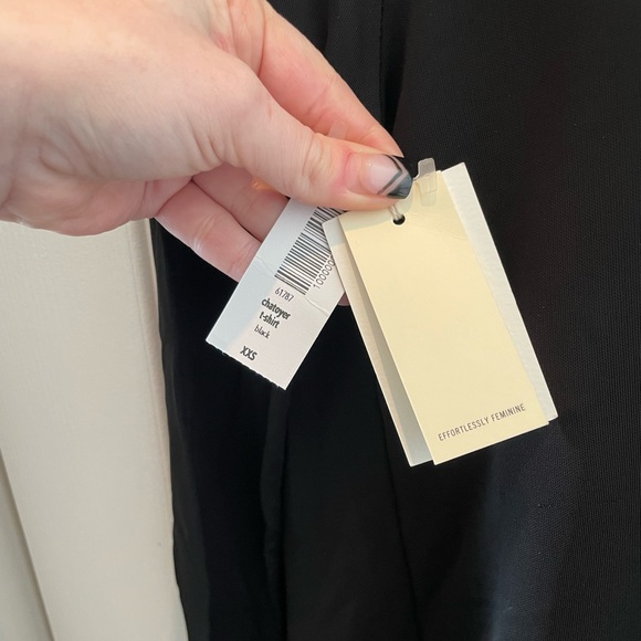 $75 NWT Black Wilfred Chatoyer tee shirt - Picture 5 of 9